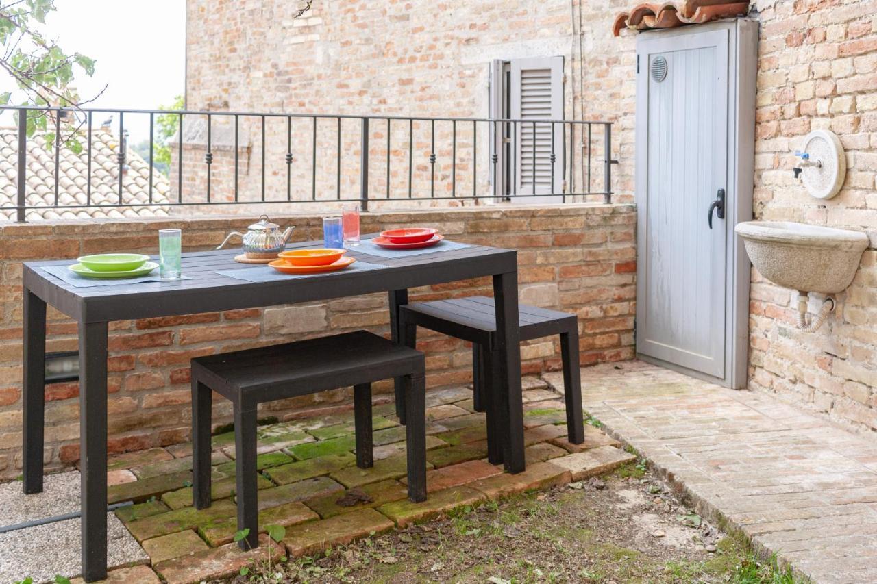 Urbino Experience Apartment Exterior photo